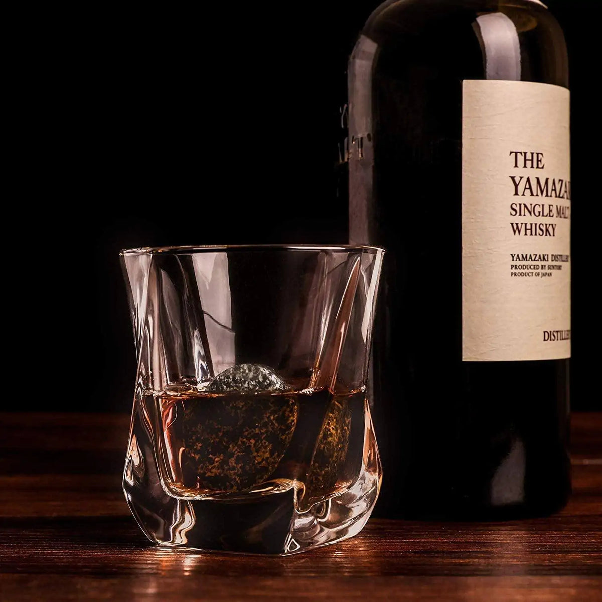 The Connoisseur's Set - Whiskey Stones & Twist Glass Edition Mimarta