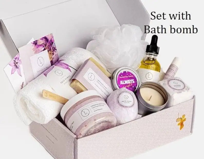 Lizush All Natural Lavender Gift Box with Bath Bomb and Shower Steamer - bath &amp; body products Rieworkes