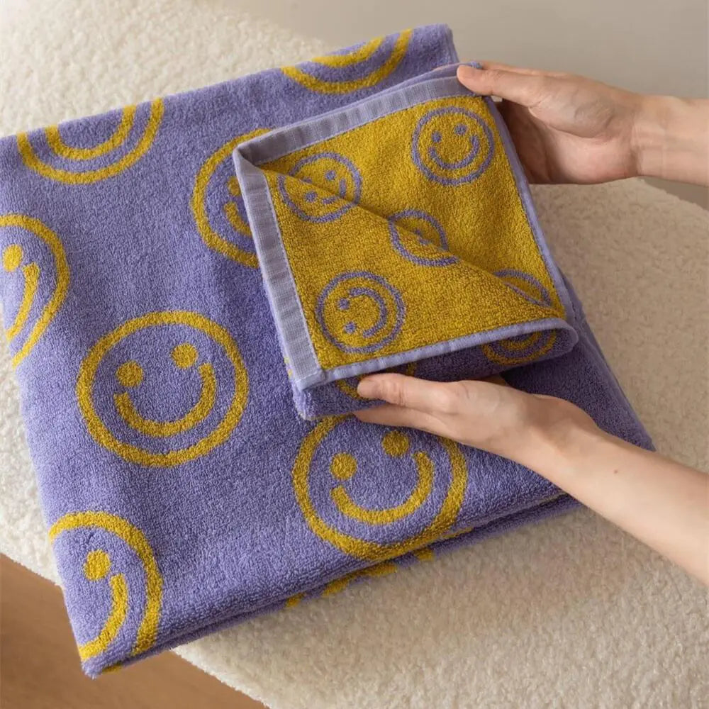 2-Sided Smile Pattern Combed Cotton Face Towel Mimarta