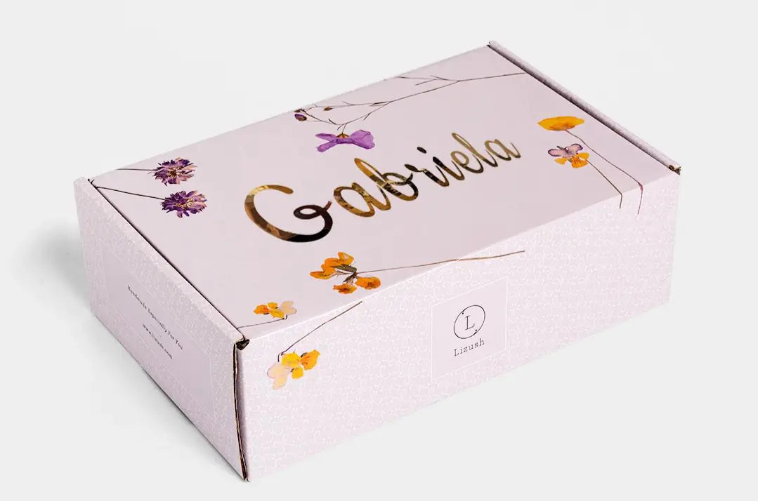 Lizush All Natural Lavender Gift Box with Bath Bomb and Shower Steamer - bath &amp; body products Rieworkes