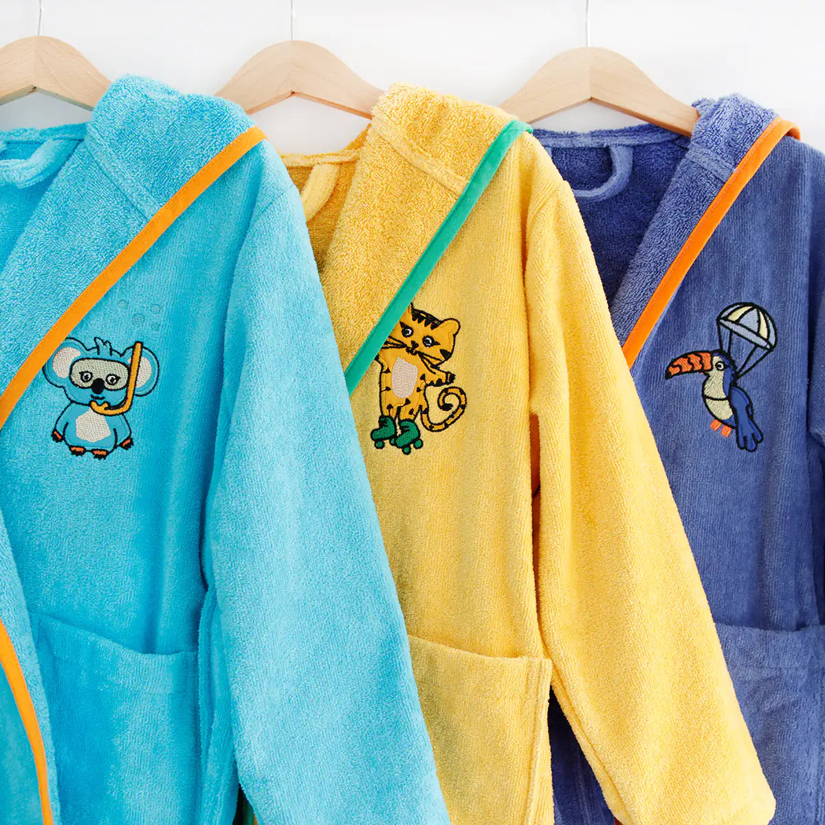 Milk&amp;Moo Skater Cheetah Kids Robe Rieworkes