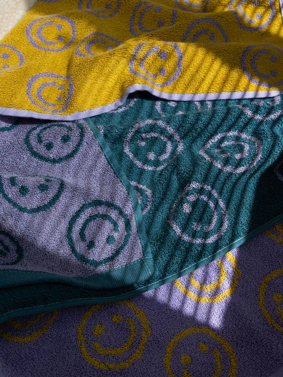 2-Sided Smile Pattern Combed Cotton Face Towel Mimarta